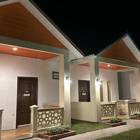 Tc Garden Resort Kuah Bagian luar foto