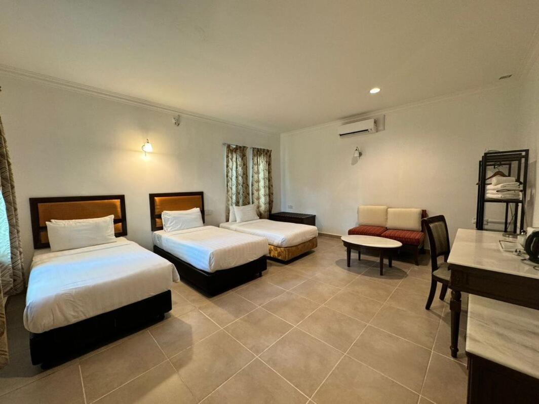 Tc Garden Resort Kuah Bagian luar foto