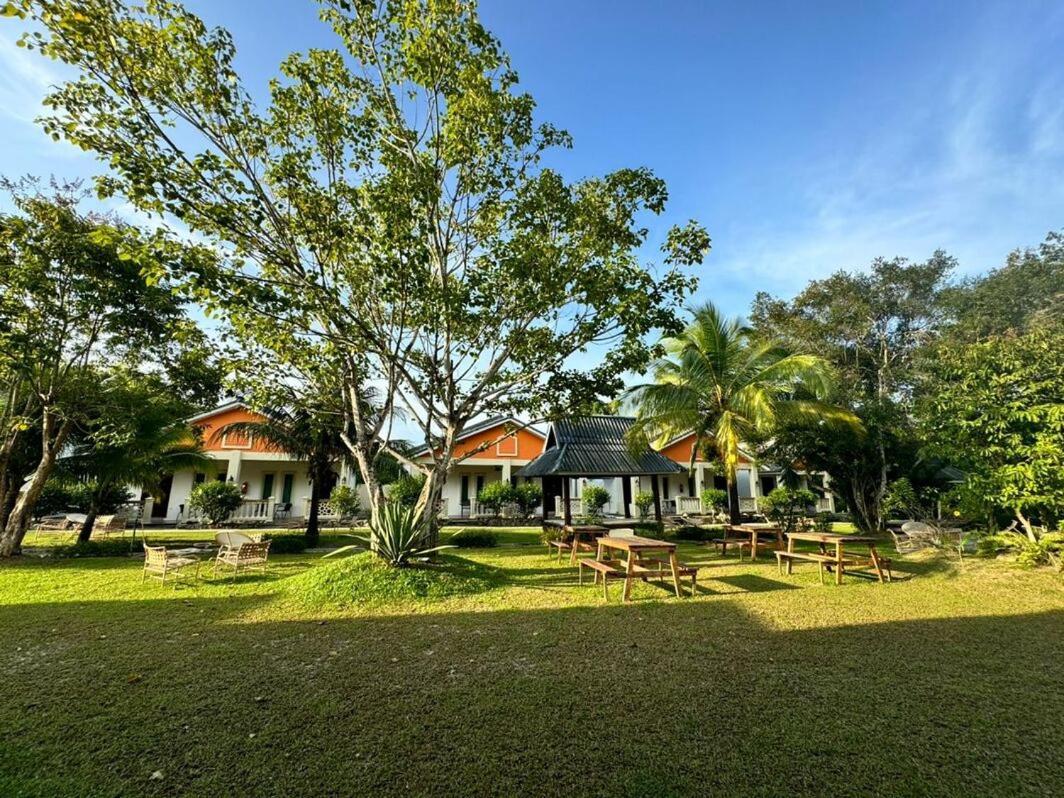 Tc Garden Resort Kuah Bagian luar foto