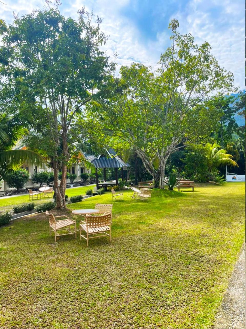 Tc Garden Resort Kuah Bagian luar foto