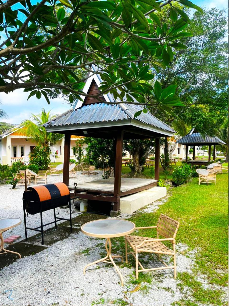 Tc Garden Resort Kuah Bagian luar foto