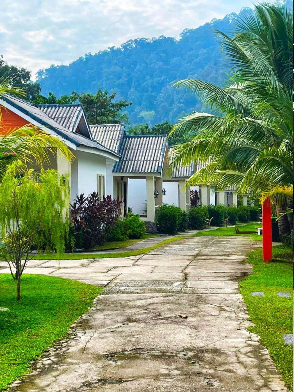 Tc Garden Resort Kuah Bagian luar foto
