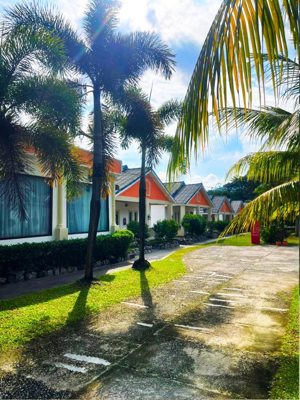 Tc Garden Resort Kuah Bagian luar foto