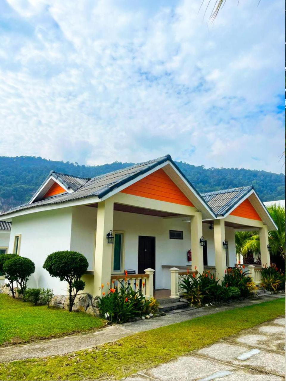 Tc Garden Resort Kuah Bagian luar foto